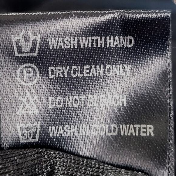 Southern Stitch Long‎ Sleeve Black Hoodie with Sequins Women's XL NWT - Picture 9 of 10